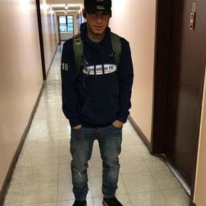 Meet your Posher, Luis jose